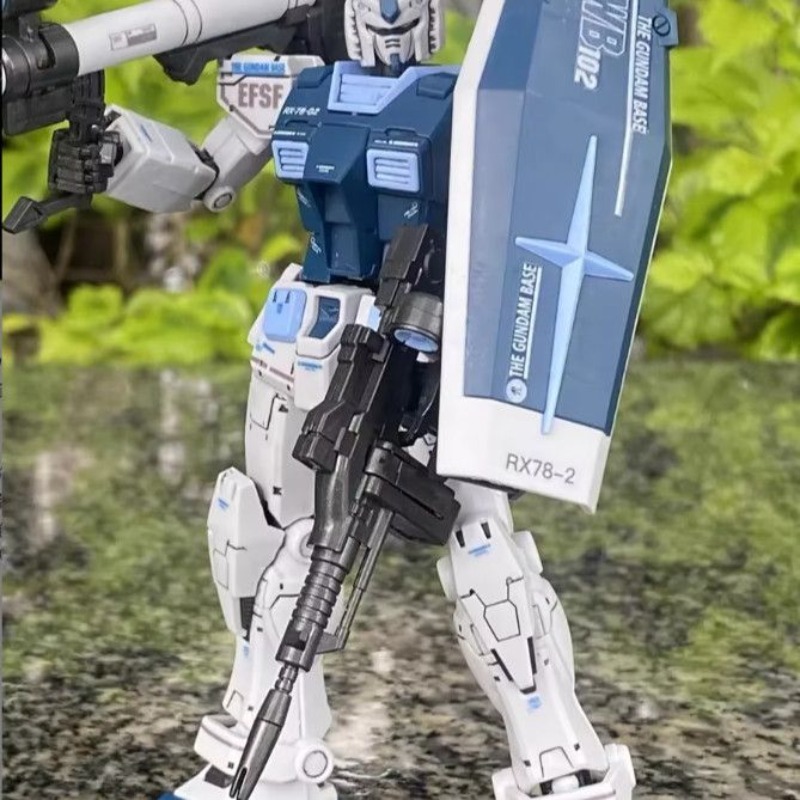 Model Kit Gundam Bandai - RX-78-2 GTO モビルスーツ DIY 組み立てモデルコレクション手作りおもちゃデスクトップ装飾装飾品すべての関節が動くことができます
