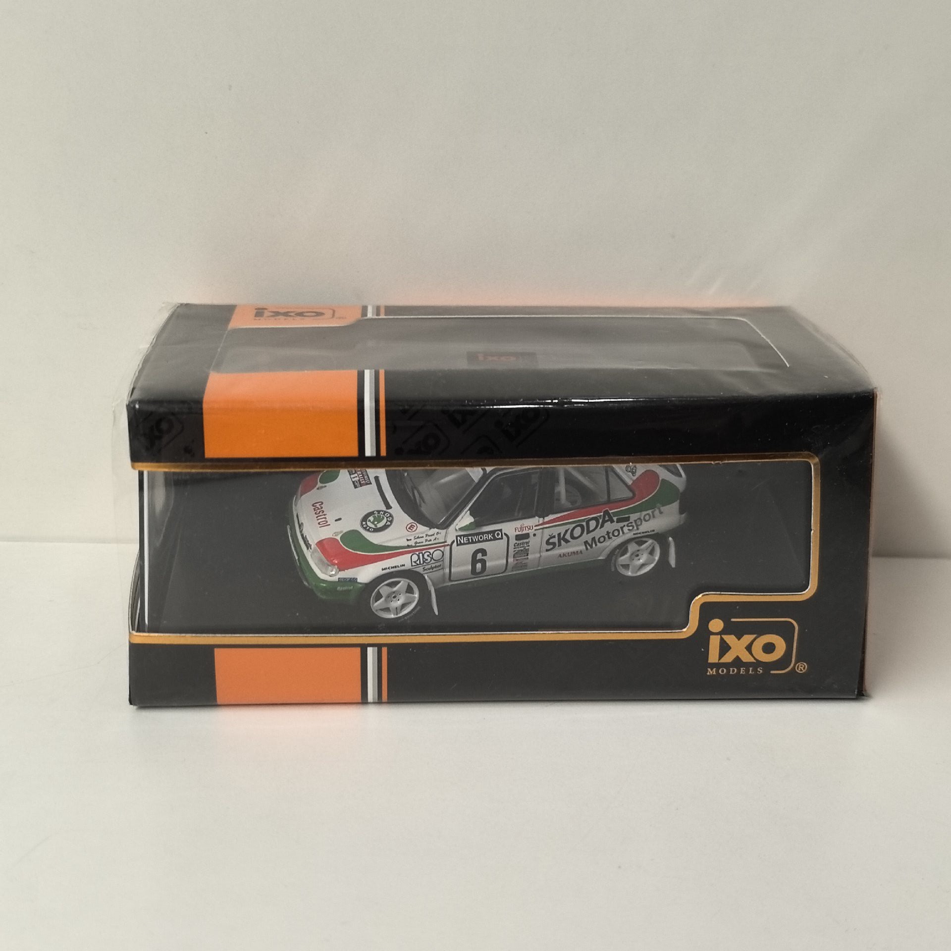 Model Kit Toy - ダイキャスト IXO 1/43 スケール シュコダ フェリシア