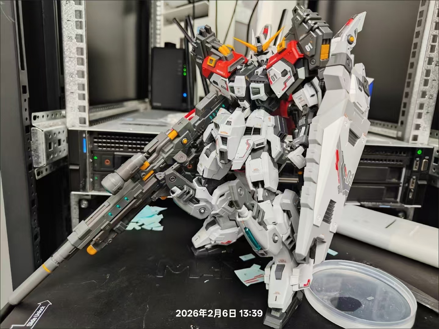 Model Kit Regus - 在庫あり Zzza モード Gzss-Ox-Gusi-regus 1/100 アクションフィギュアモデルキットアクションフィギュアロボットフィギュアプラスチックモデル子供の趣味のおもちゃ