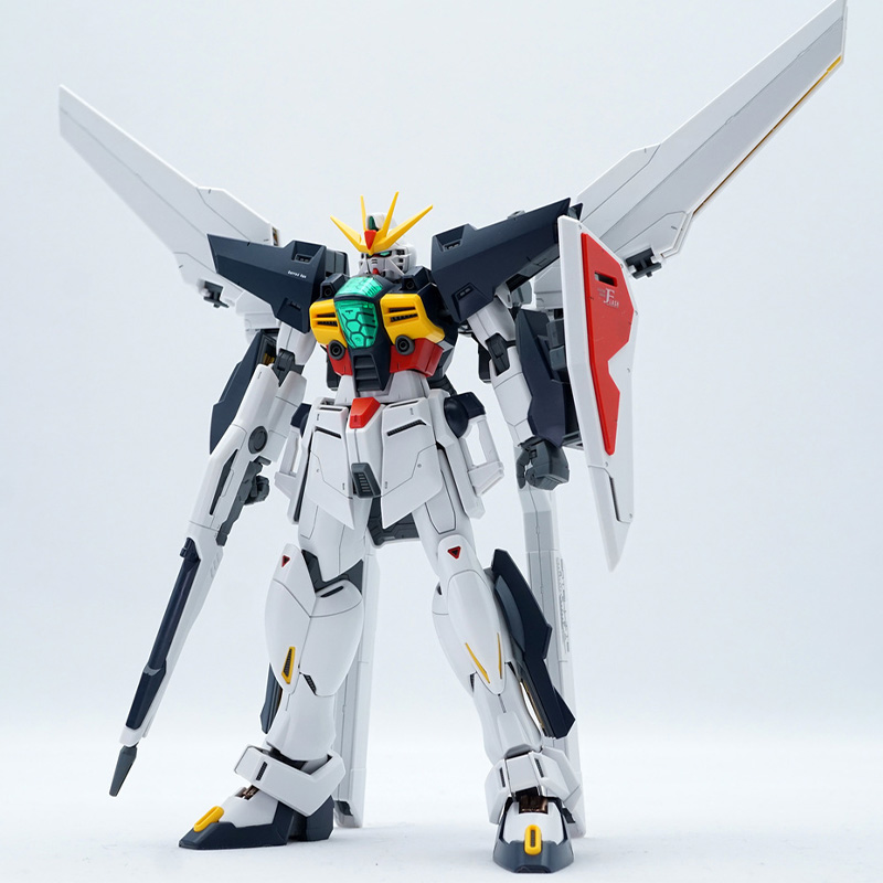 バンダイモデルキット MG 1/100 GX-9901-DX - Model Kit Gundam Bandai のレビューと価格