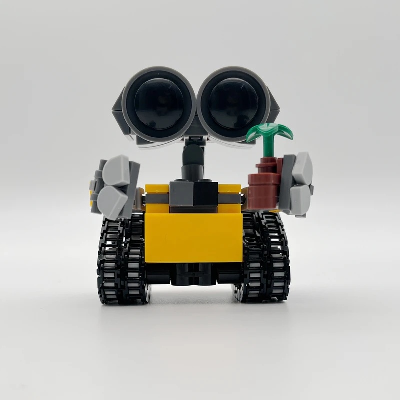 クラシック映画200+ピース ミニロボット ウォーリー MO - Model Kit Companies のレビューと価格