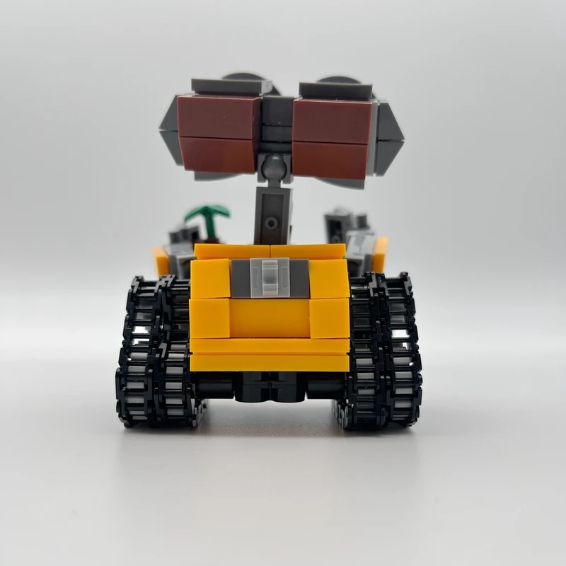クラシック映画200+ピース ミニロボット ウォーリー MO - Model Kit Companies のレビューと価格