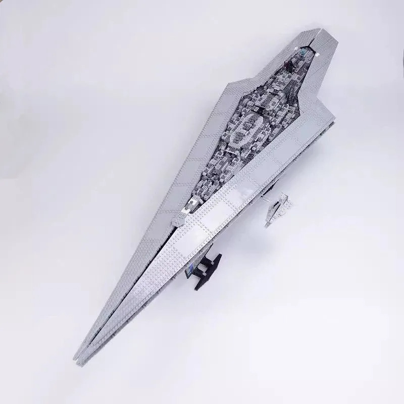 3152ピース MOC10221 スーパースターデストロイヤ - Model Kit Destroyer のレビューと価格