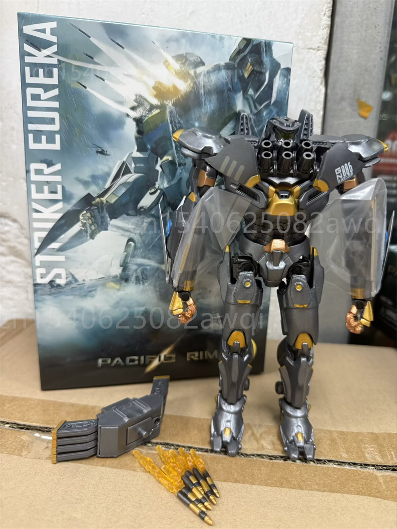 ネカ パシフィックリム フィギュア ストライカー エウレカ  - Model Kit Pacific Rim のレビューと価格