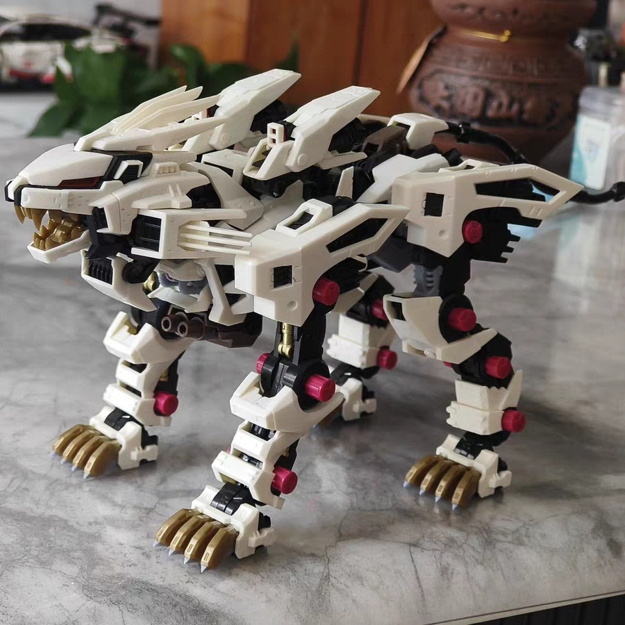 ズーム-ロボットライオンRZ-041 ligerゼロ1:72 - Model Kit Companies のレビューと価格