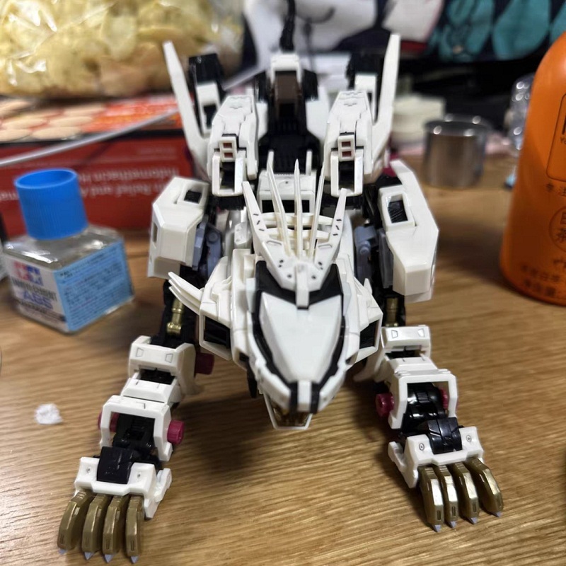 ズーム-ロボットライオンRZ-041 ligerゼロ1:72 - Model Kit Companies のレビューと価格