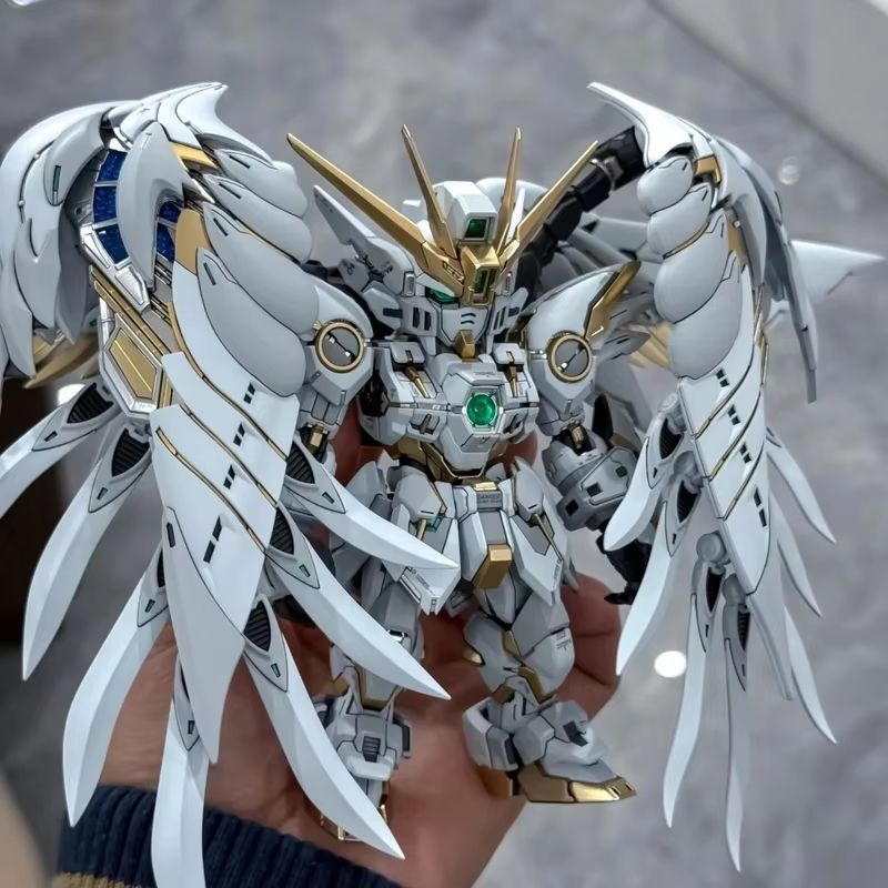 MGSd ウイングゼロ EW 白雪姫バージョン エンジェルフ - Model Kit Wing Zero のレビューと価格